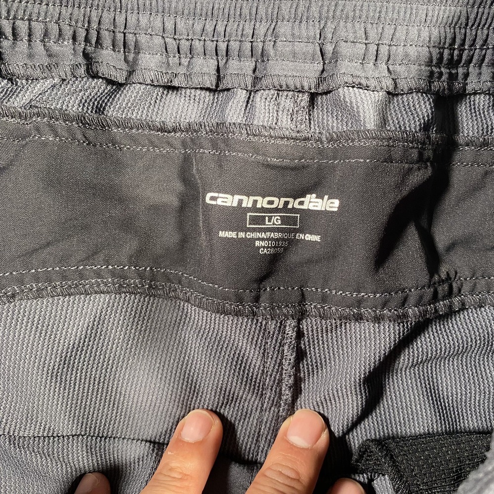 Cannondale Mens Size L Cycling MTB Cargo Shorts Elastic Waist Stretch Fabric - Picture 2 of 9